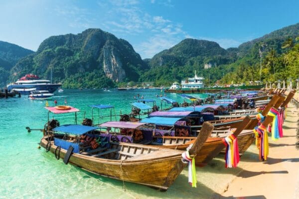 THAILAND TOUR – 7 D/6 N