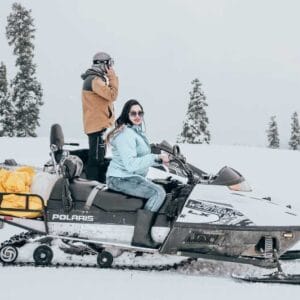 HONEYMOON PACKAGE IN SNOW