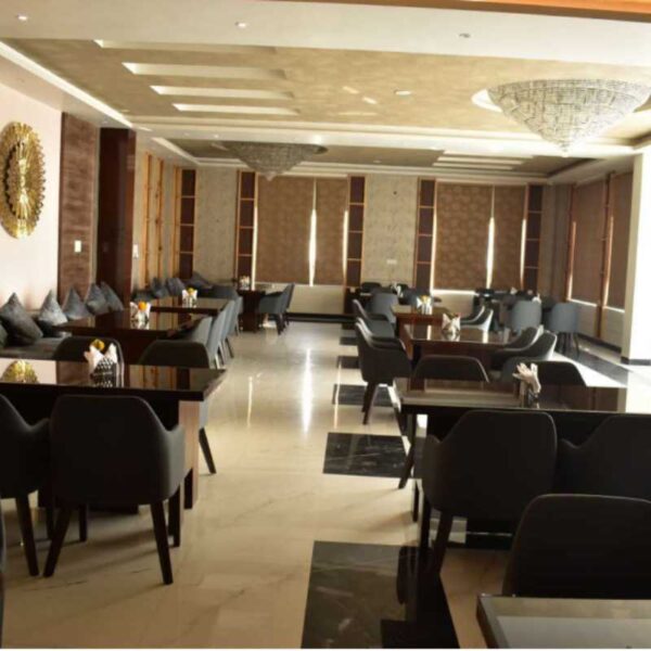 Best Hotel in Ayodhya: Bedi's Dream Land Hotel & Restaurant - Image 6